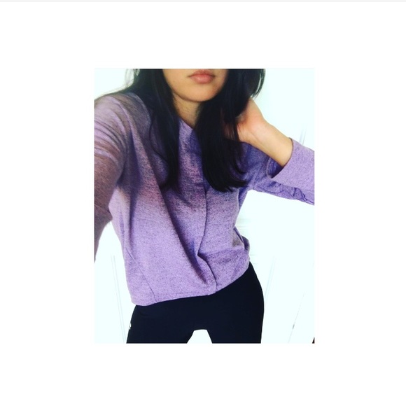 π¦ππ
π»Lavender πΊ Blouse πππ - Picture 6 of 8